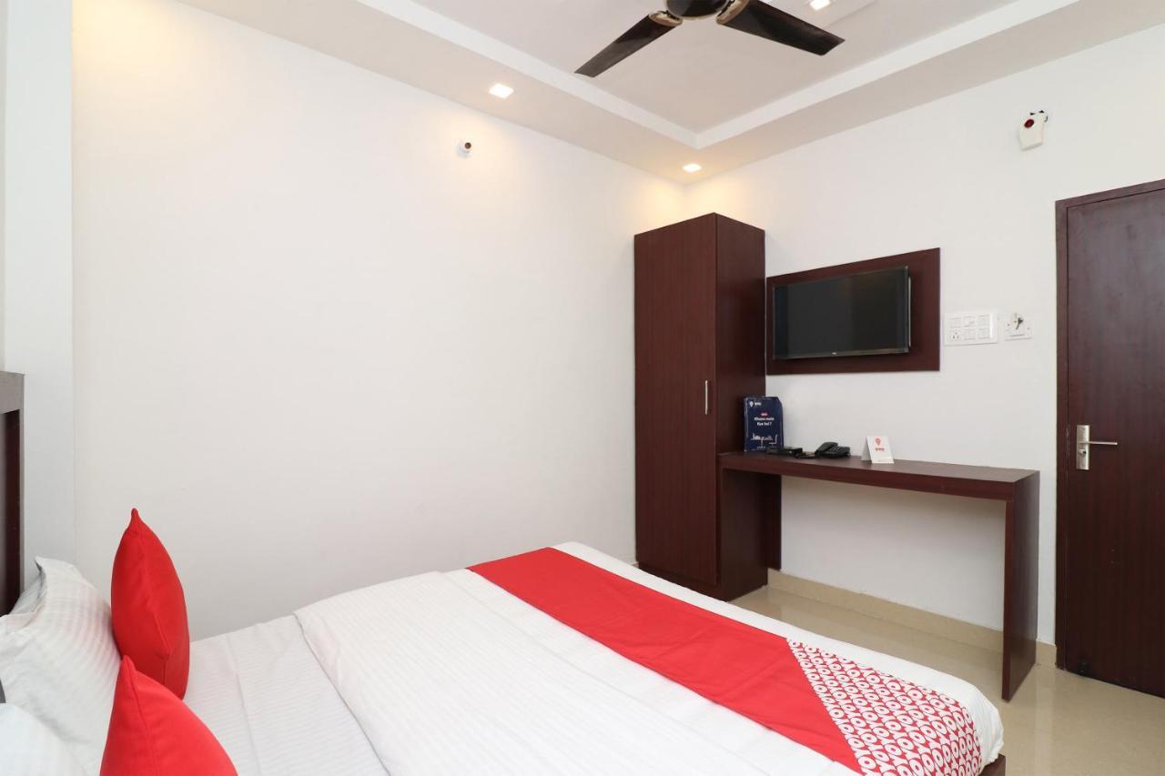 OYO 1021 Hotel Gayatri Residency Tirath Dış mekan fotoğraf