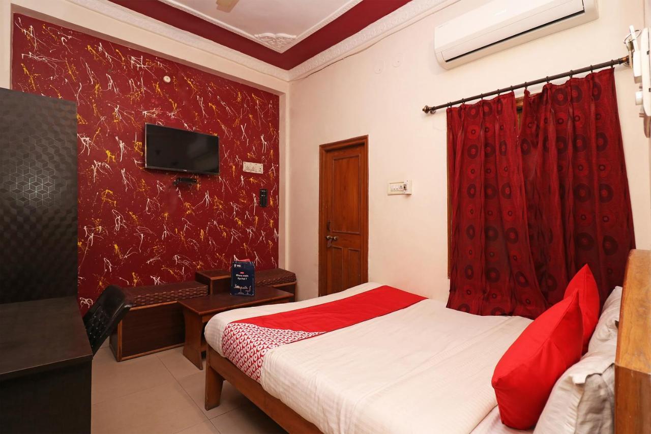 OYO 1021 Hotel Gayatri Residency Tirath Dış mekan fotoğraf