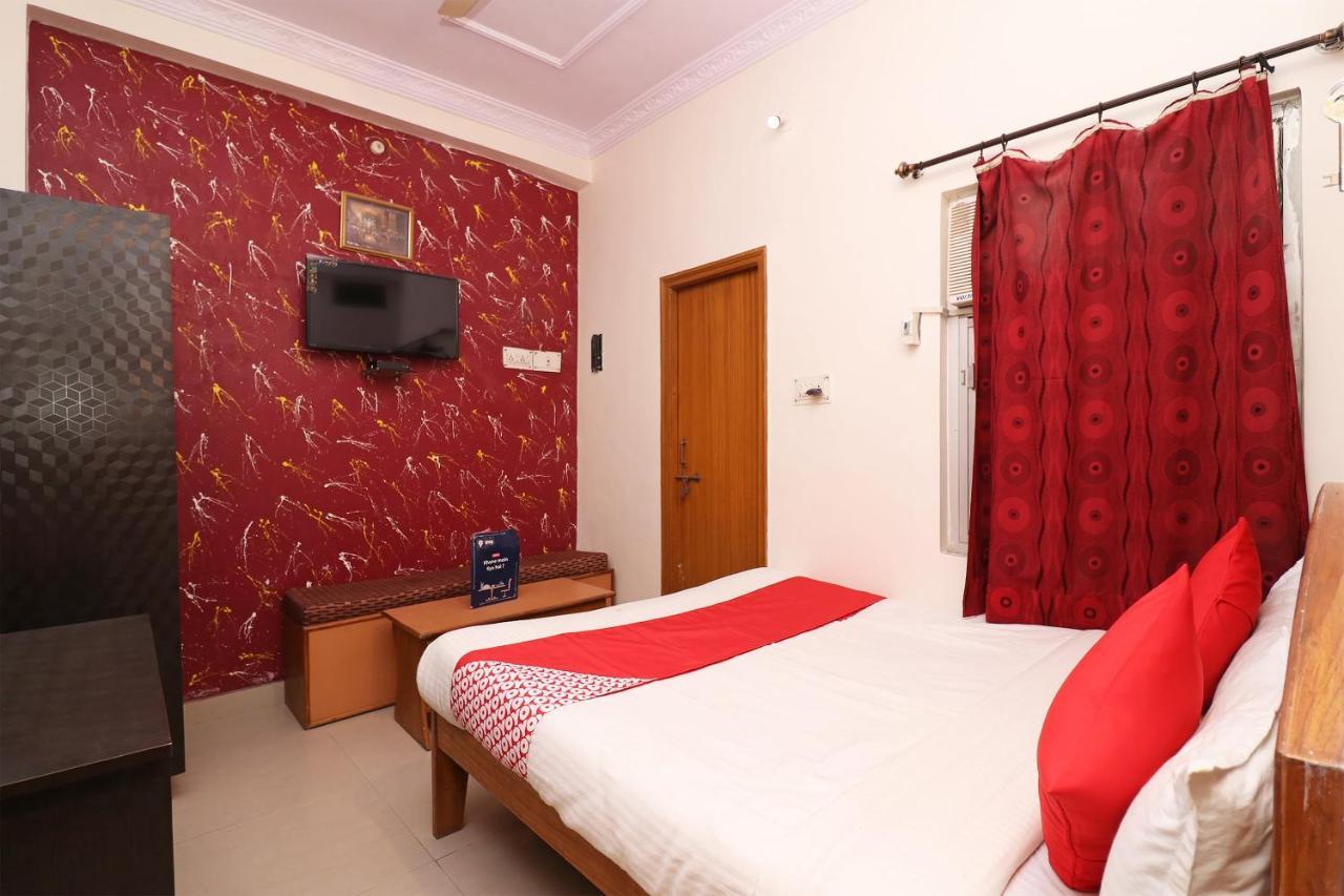 OYO 1021 Hotel Gayatri Residency Tirath Dış mekan fotoğraf