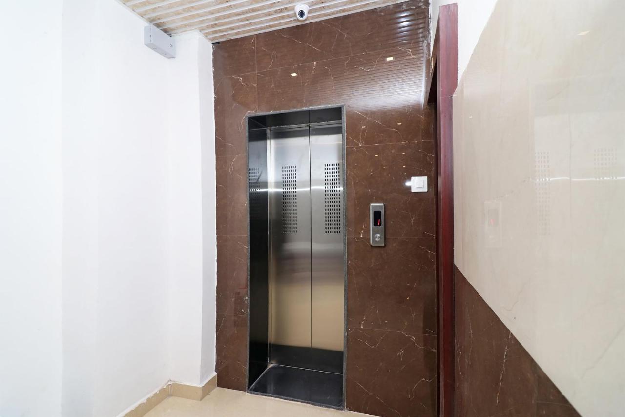 OYO 1021 Hotel Gayatri Residency Tirath Dış mekan fotoğraf