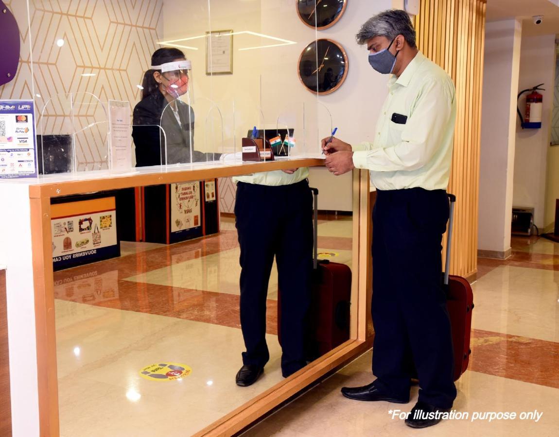 OYO 1021 Hotel Gayatri Residency Tirath Dış mekan fotoğraf